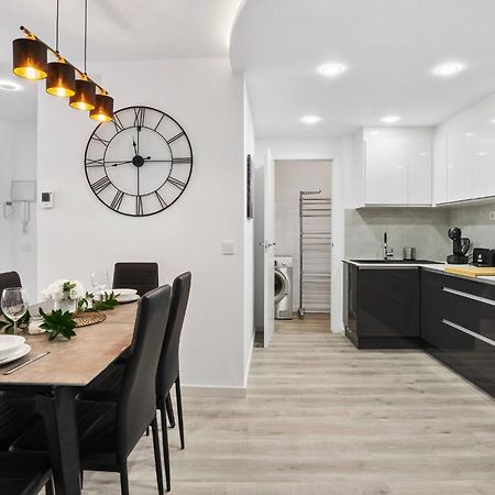 Noche By The Sea Apartment Torrevieja Ngoại thất bức ảnh